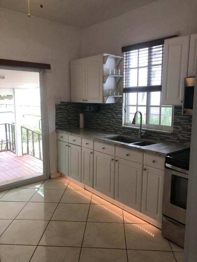 Private Room In The Heart Of Calle Ocho Miami Exteriör bild