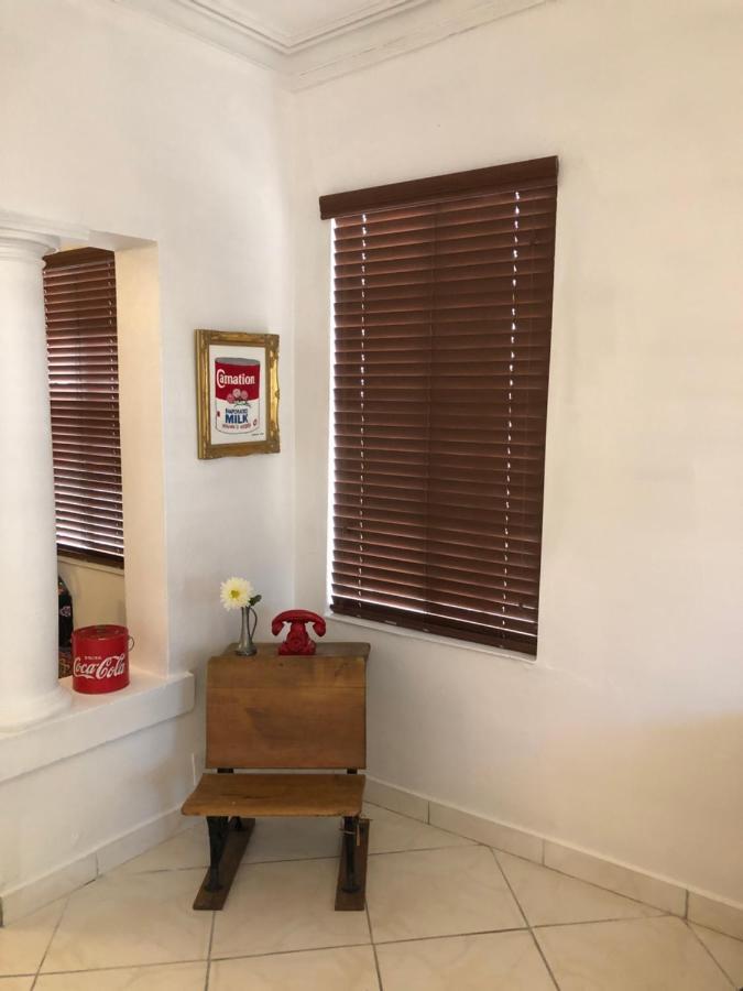 Private Room In The Heart Of Calle Ocho Miami Exteriör bild